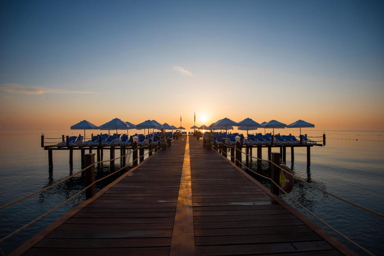Akra Kemer Exteriér fotografie
